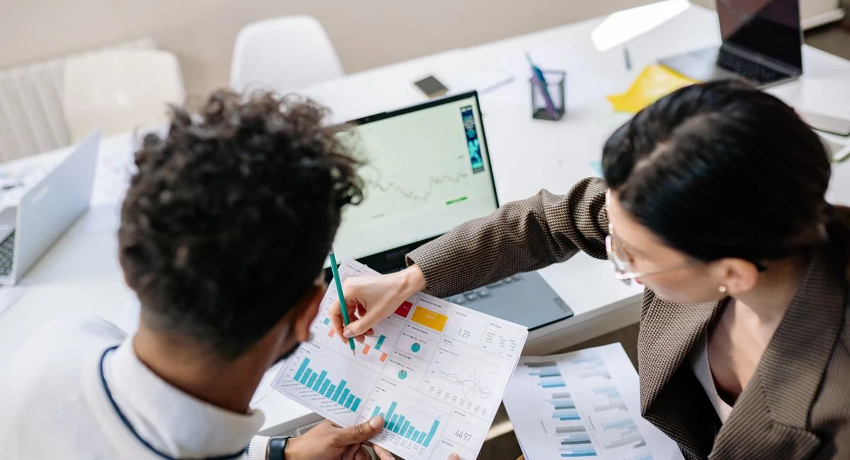 Comptabilité d'engagement ou de trésorerie : comment choisir la méthode adaptée à votre entreprise ?